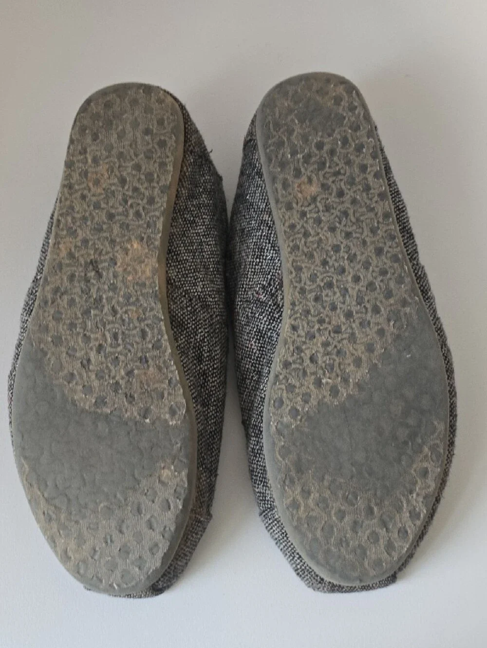 Toms Women's Black & White Metallic Tweed Slip-On Flats with Burgundy Lining